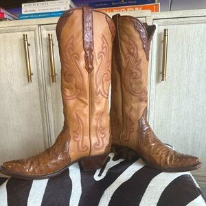 Western boots! Ladies Full Quill Ostrich Gallegos Cowgirl Boots -Antique Saddle